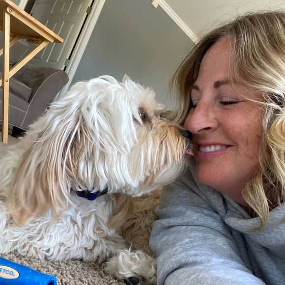 Meet your Posher, Jen - Picture 2 of 7